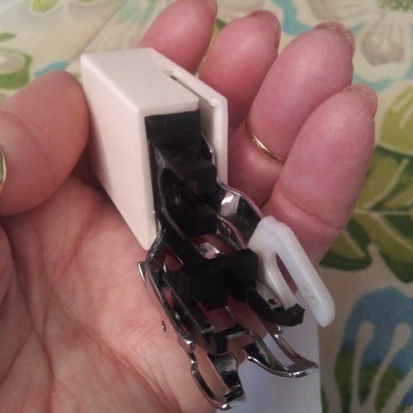 COPY - 2424 Singer # 421333-451 Sewing Machine Even Feed Foot - Picture 2 of 5